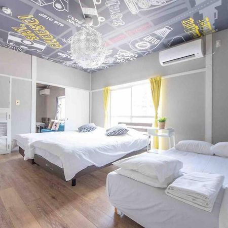 Ferienwohnung Sanacion Namba 難波千日前の5Ldk120平米 駅徒歩2分 広々バルコニーでバーベキューも可能 Ōsaka Exterior foto