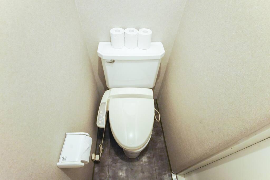 Ferienwohnung Sanacion Namba 難波千日前の5Ldk120平米 駅徒歩2分 広々バルコニーでバーベキューも可能 Ōsaka Exterior foto