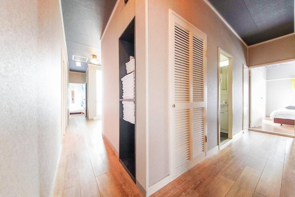 Ferienwohnung Sanacion Namba 難波千日前の5Ldk120平米 駅徒歩2分 広々バルコニーでバーベキューも可能 Ōsaka Exterior foto